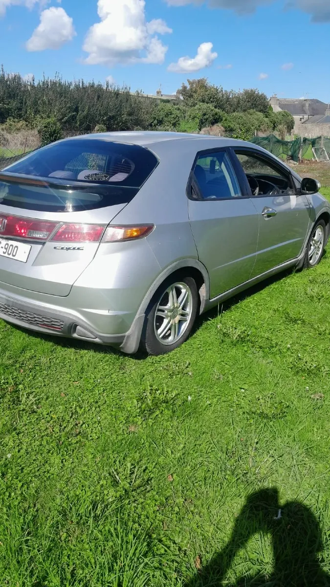 Honda Civic 2010 - Image 4