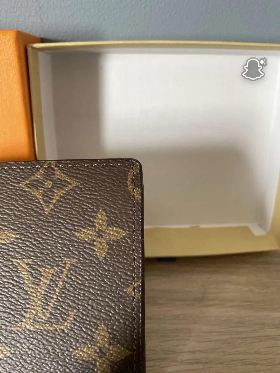 Louis  Vuitton wallet - Image 3