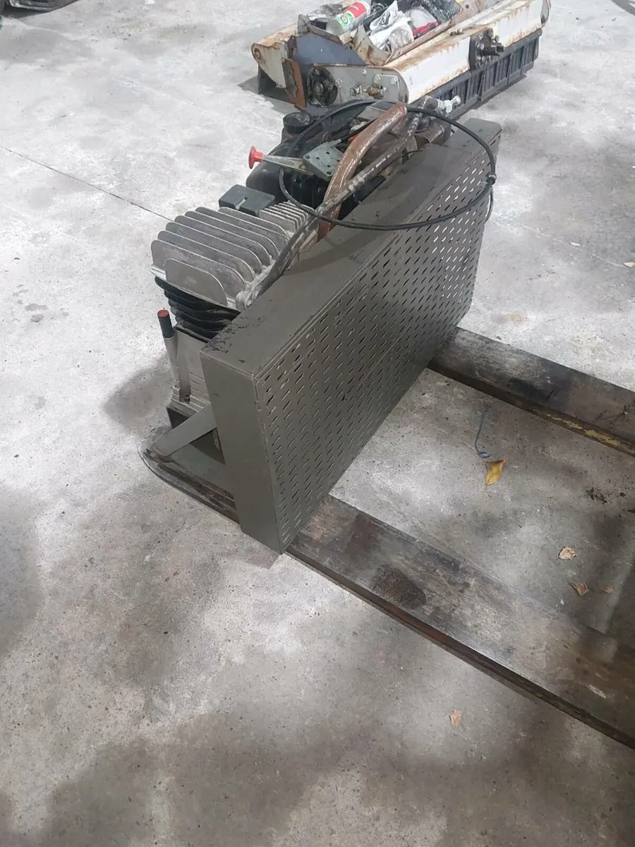 Compressor - Image 2