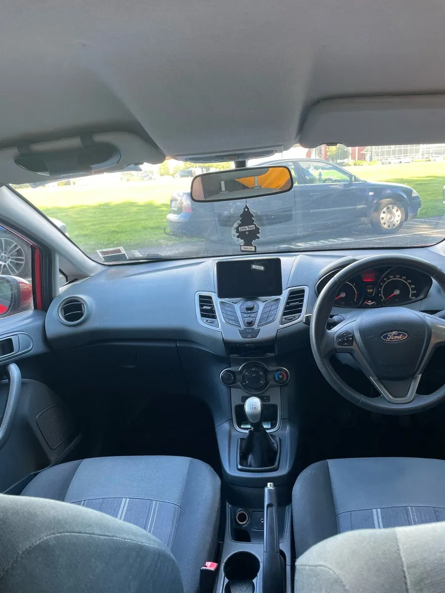 Ford Fiesta 2009 - Image 4