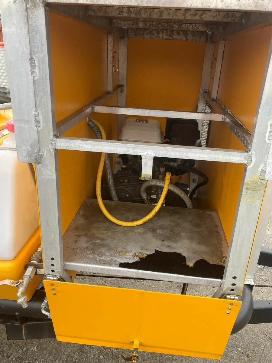 Mobile Power Washer - Image 2