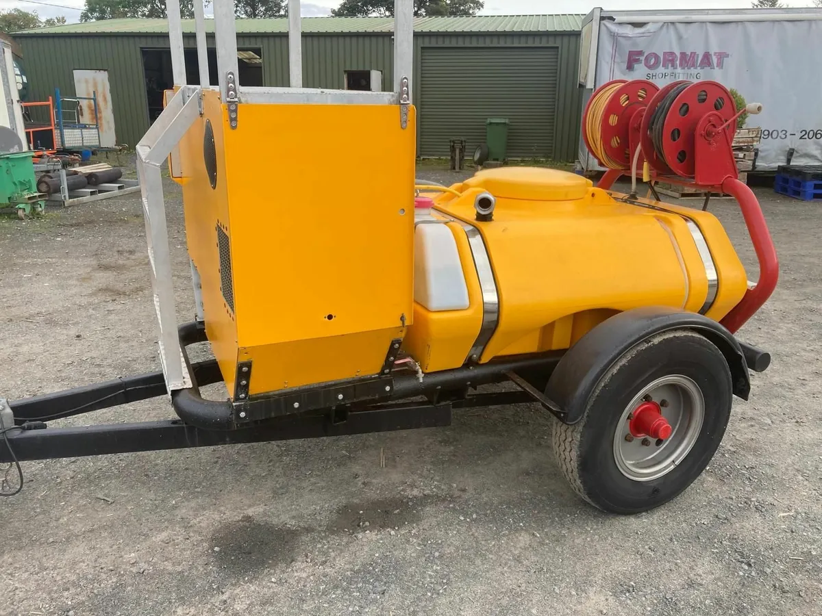 Mobile Power Washer - Image 1