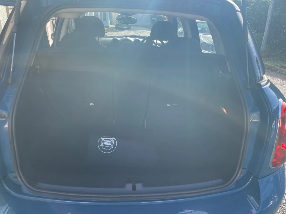 Mini One Countryman 2011 - Image 2