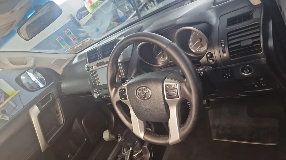 Land Cruiser - Image 2