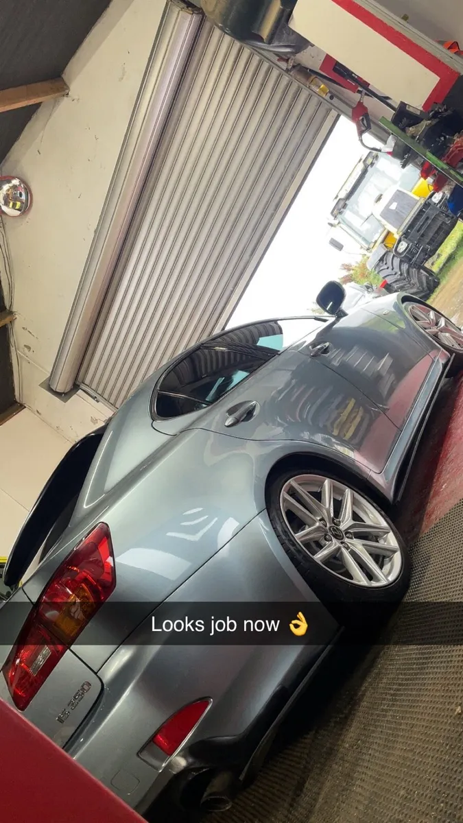 Lexus is250 - Image 4