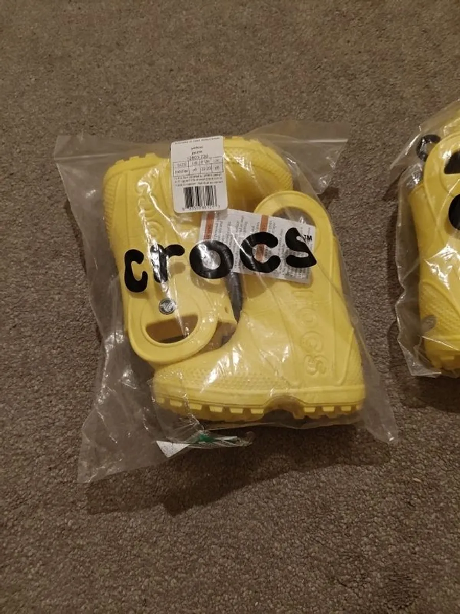 Crocs wellies size Euro 22/23 - Image 1