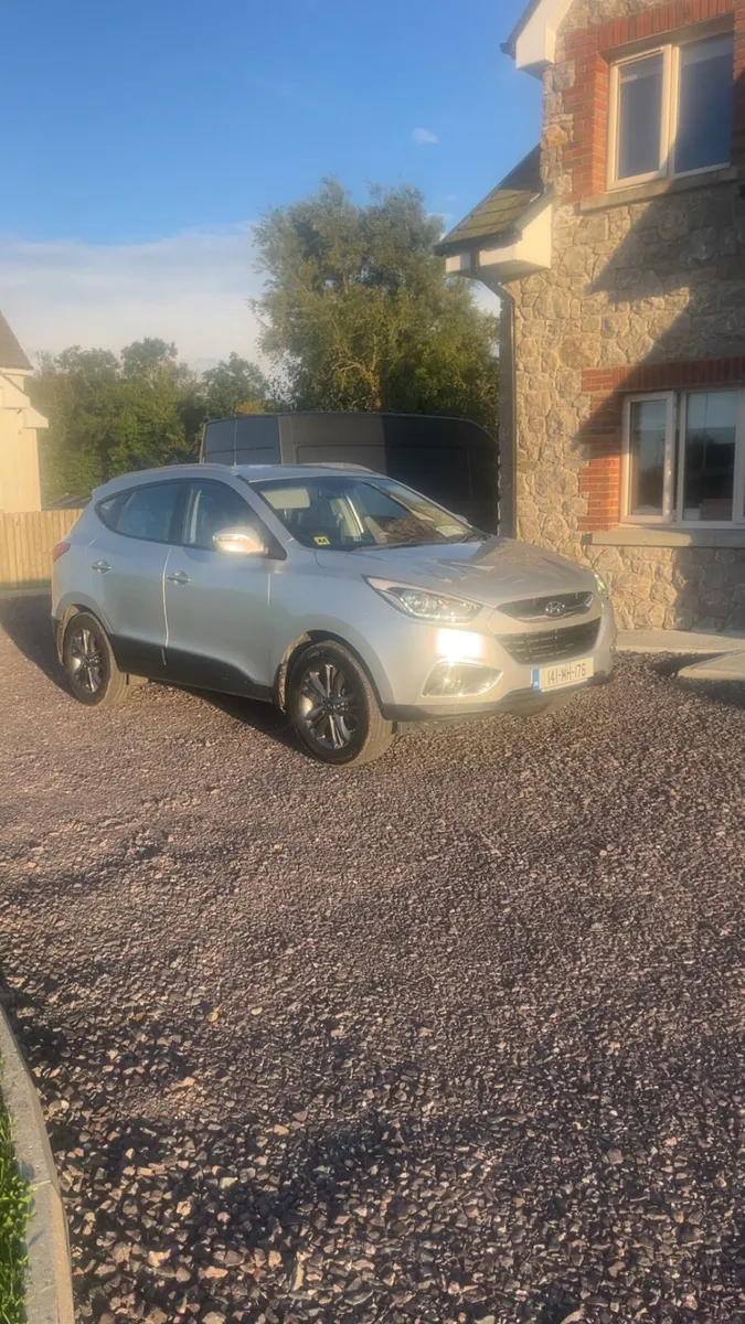 Hyundai ix35 - Image 2