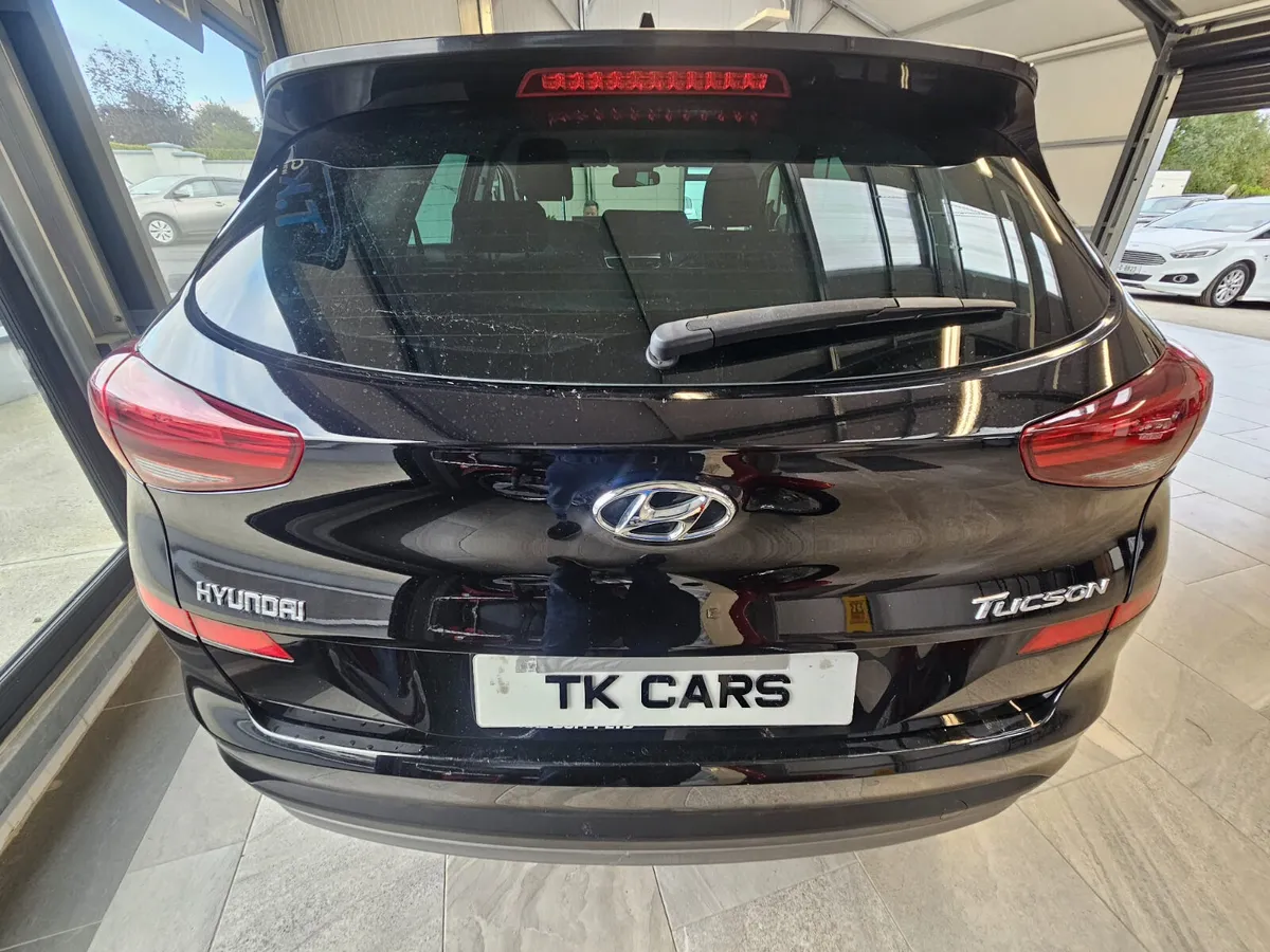 201 HYUNDAI TUCSON 1.6 DIESEL MH - Image 4