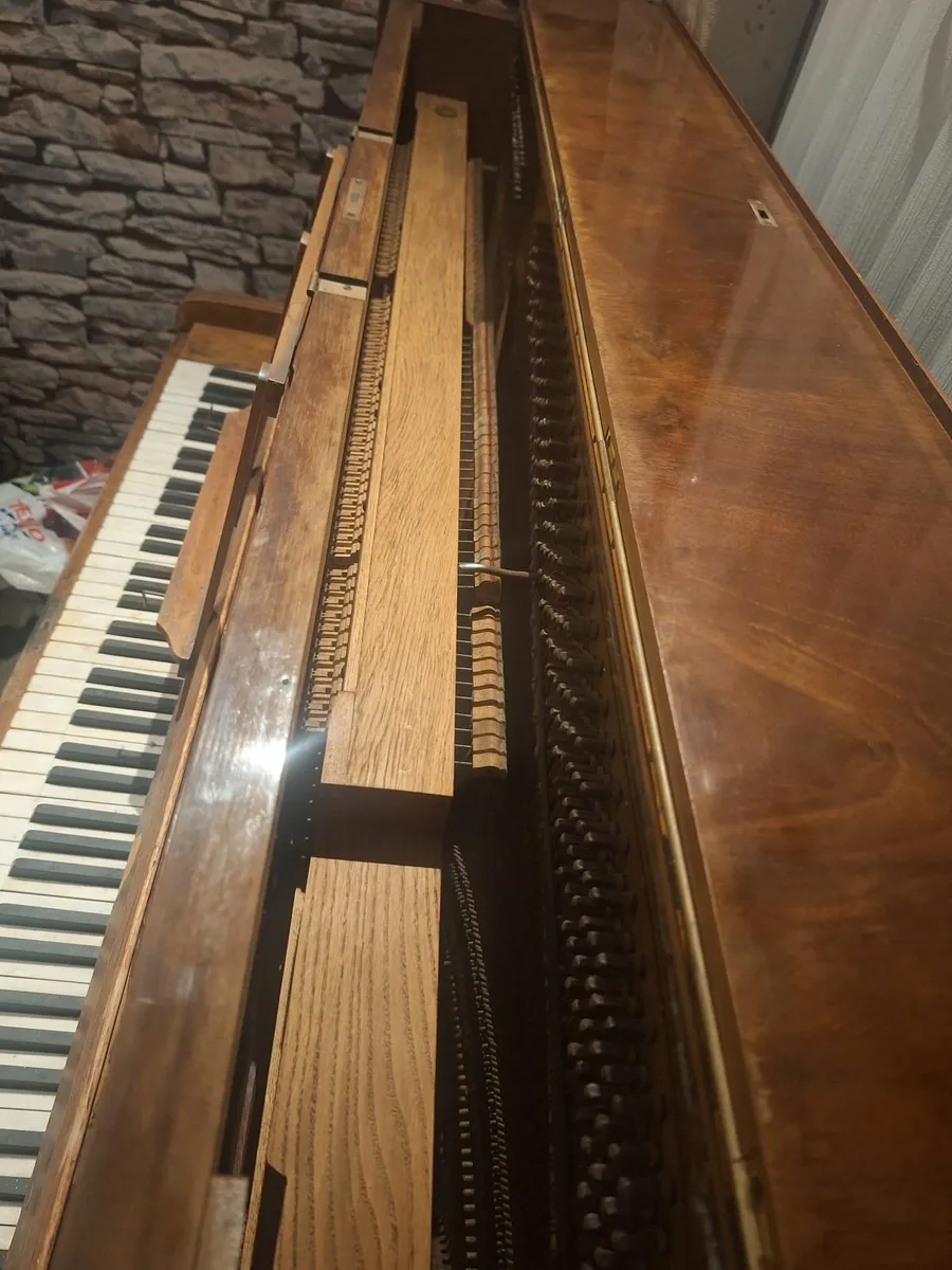 Piano - Image 2