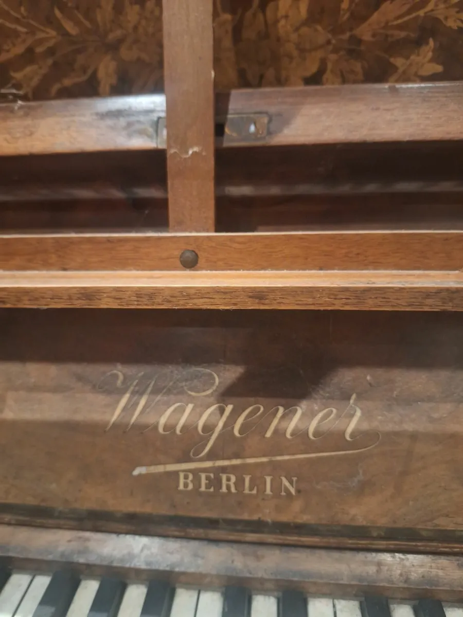 Piano - Image 3