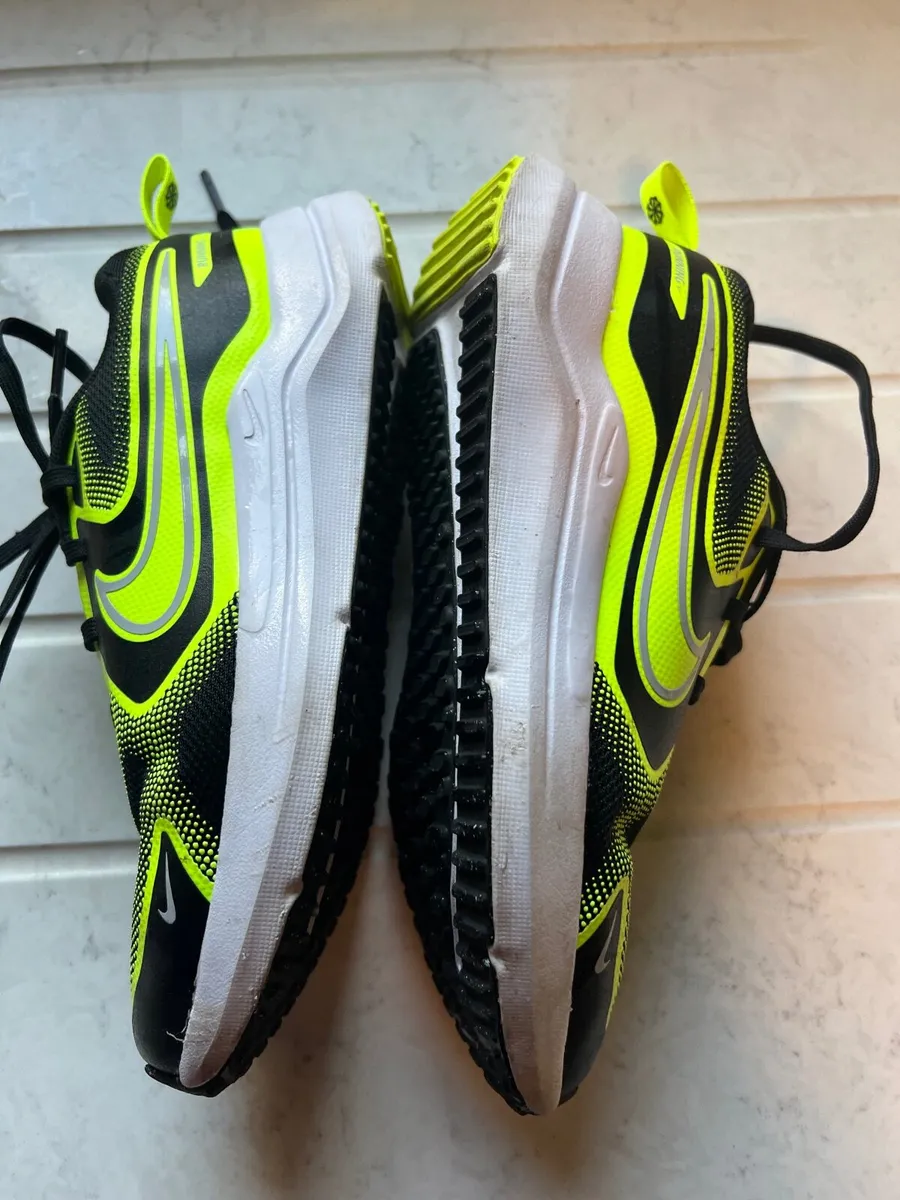 Kids Nike Trainers - Image 3