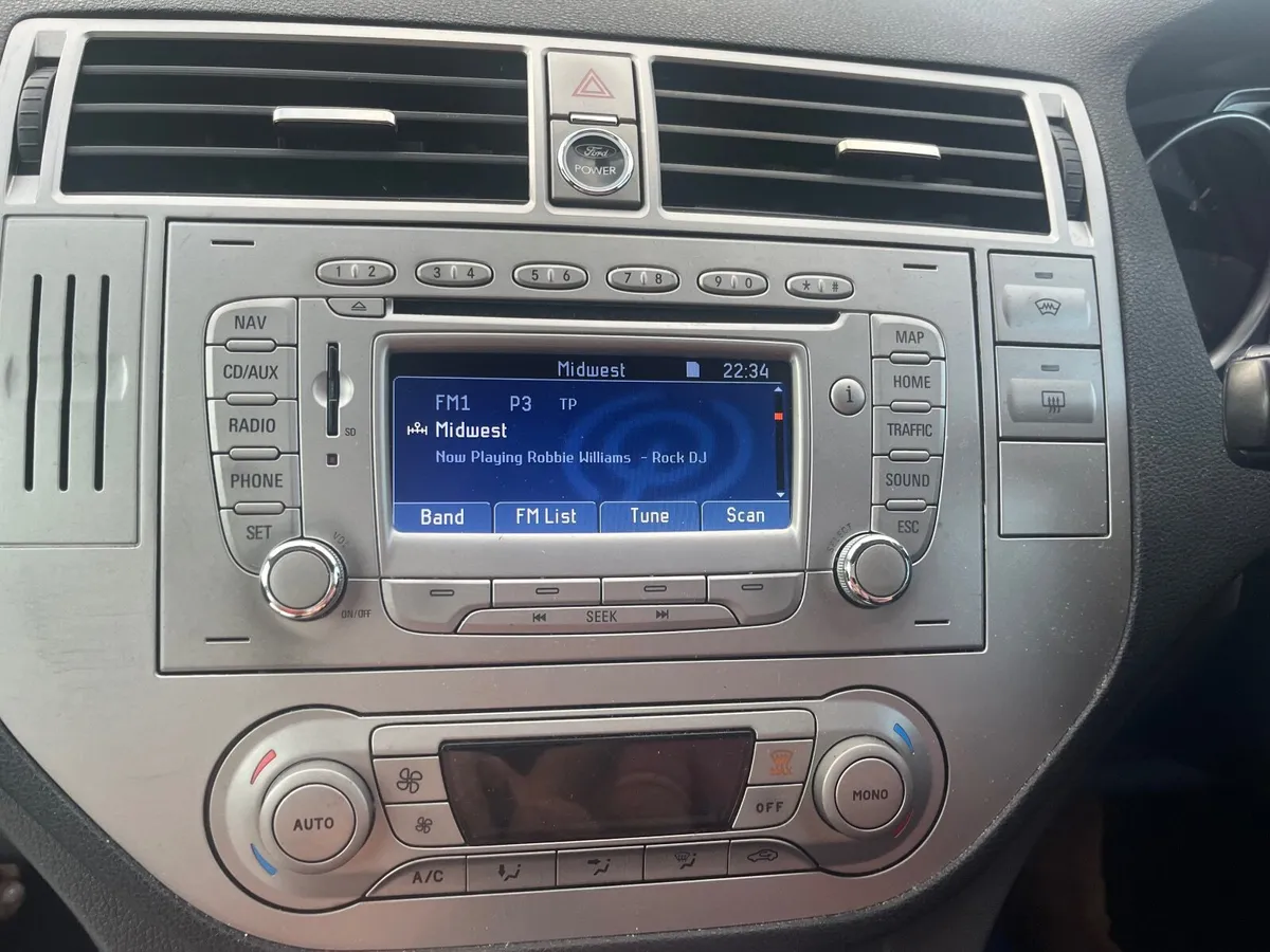 Ford Kuga Titanium 2010 - Image 4