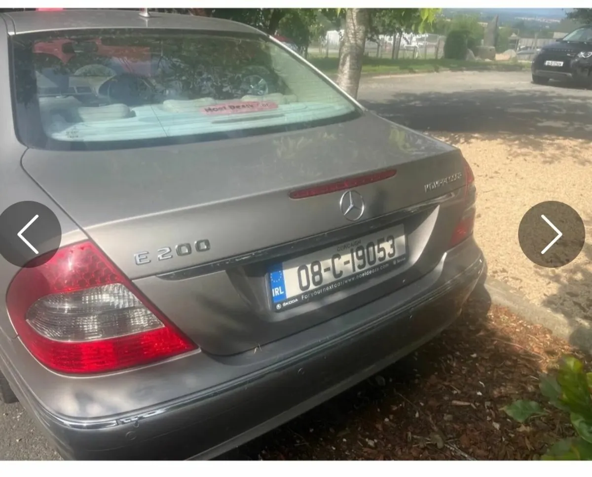 Mercedes-Benz E-Class 2008 - Image 4