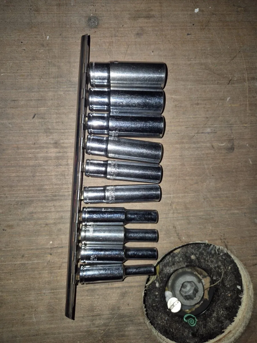 socket set . screw driver set.tool box - Image 3