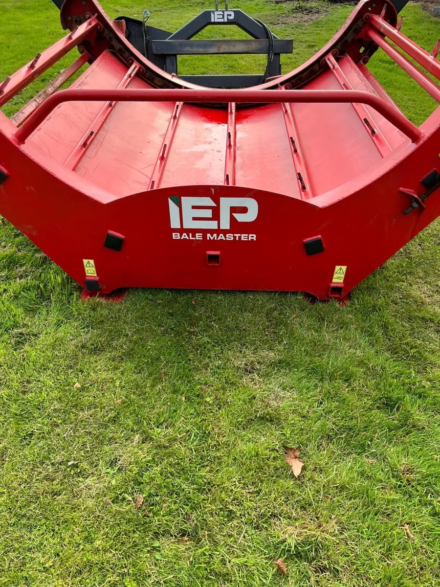 IEP bale unroller - Image 4