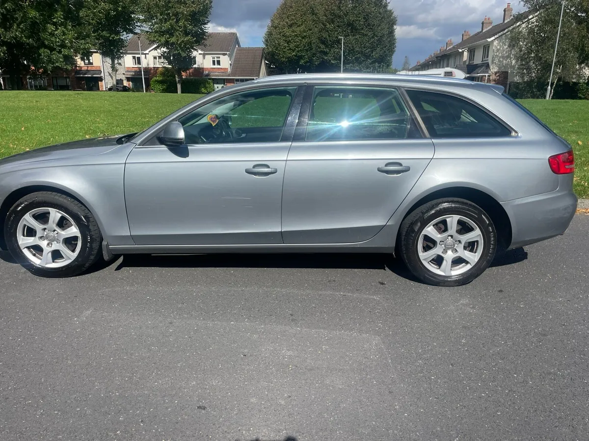 AUDI A4 ESTATE 2.0 Dsl NCT 03/26  LOW MILEAGE - Image 4
