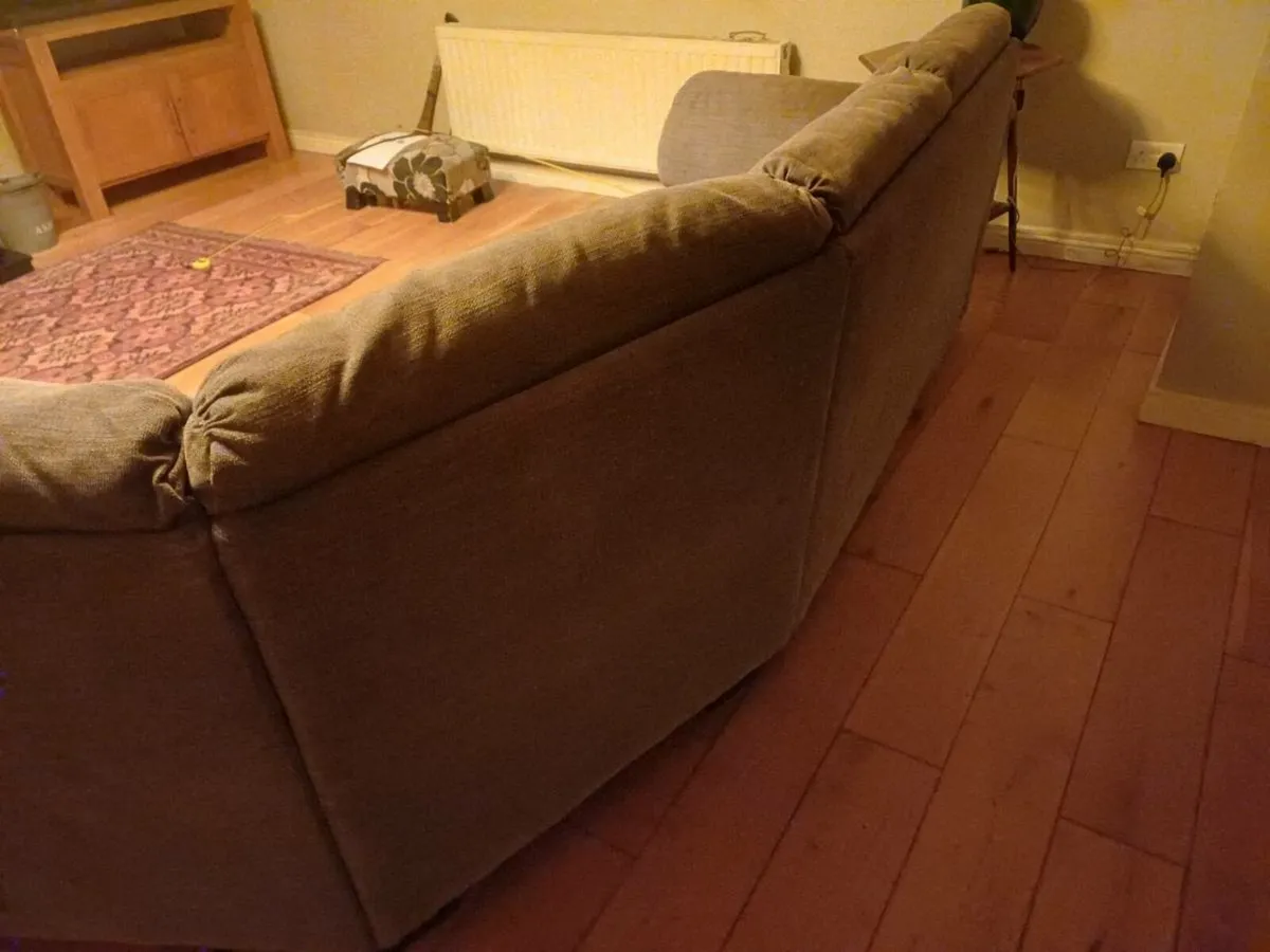 Sofa - Image 4