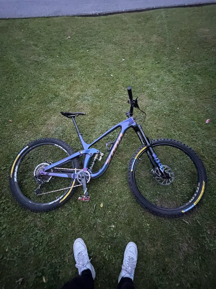 Full suspension mountain bike - Image 2