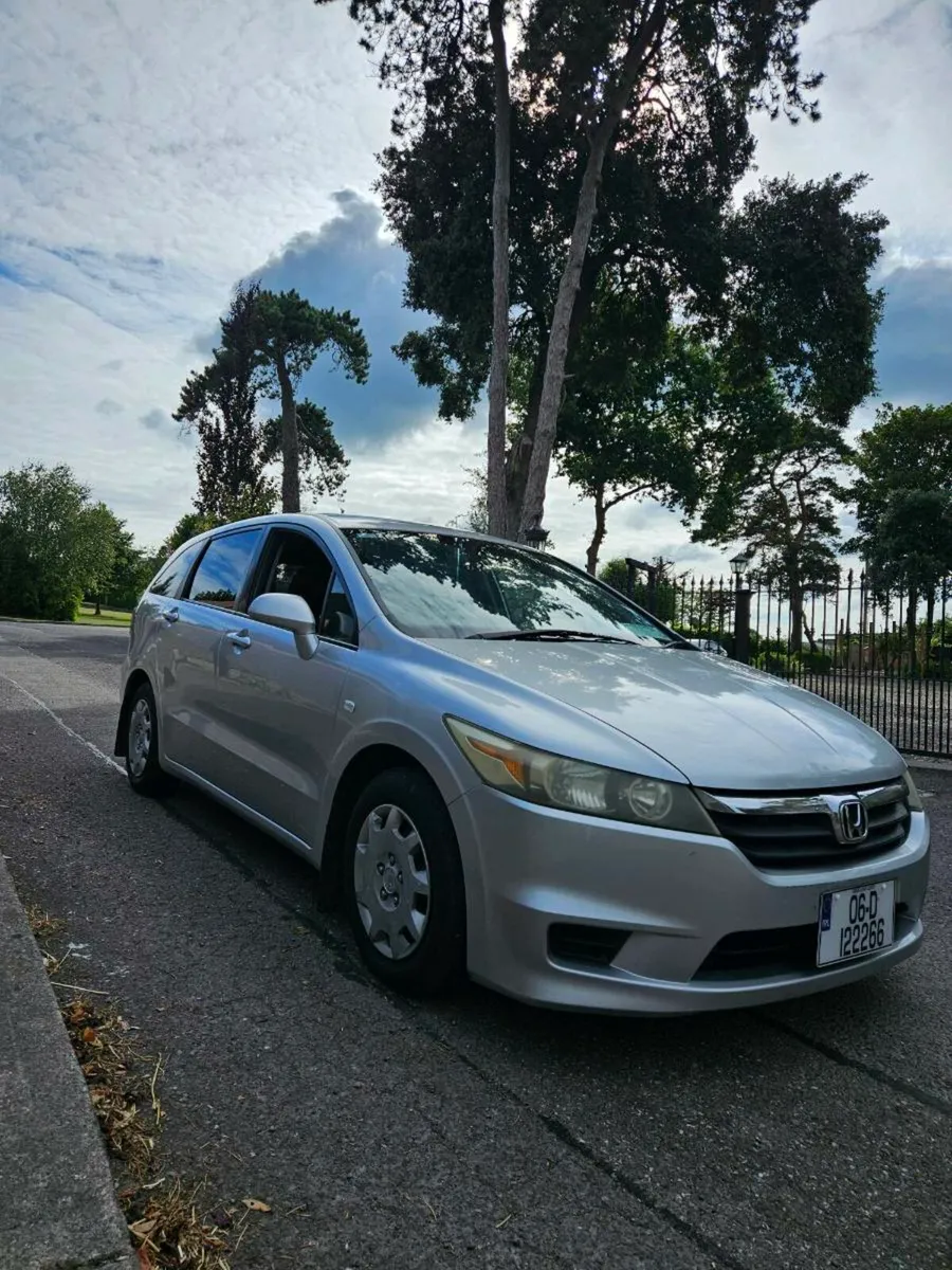 Honda stream - Image 1