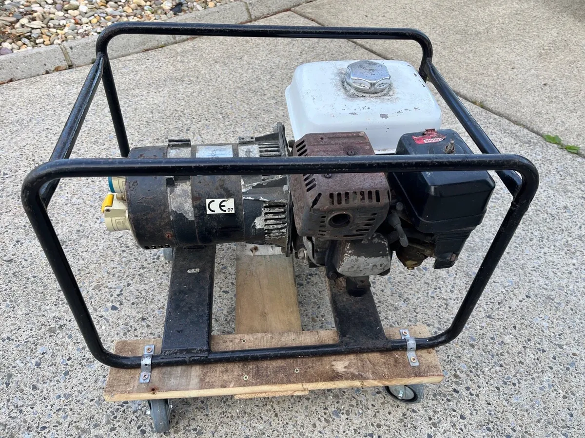 HONDA GX160 Generator 5.5HP 2.2KVA - Image 4