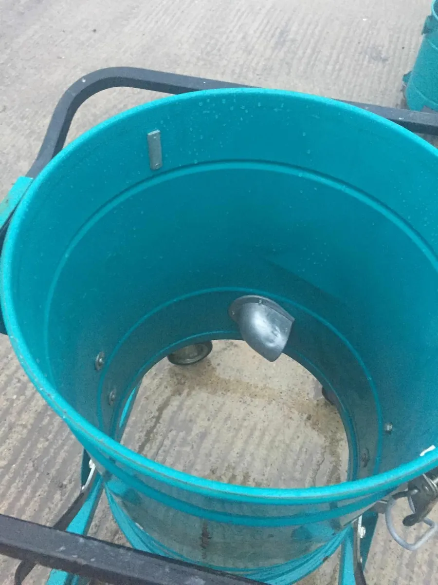 Gutter & Chimney Vac - Image 2