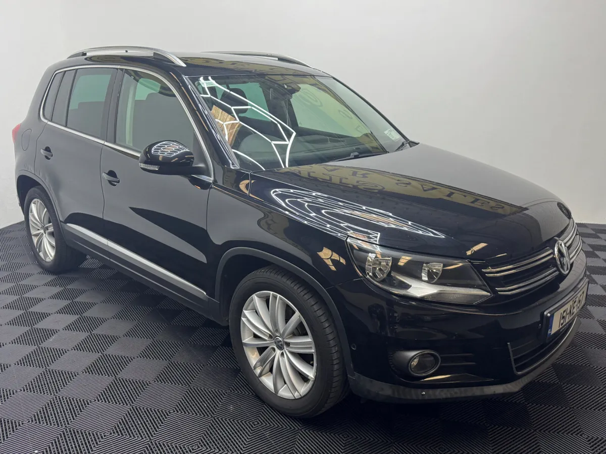 2015 Volkswagen Tiguan 2.0 Panoramic roof - Image 3
