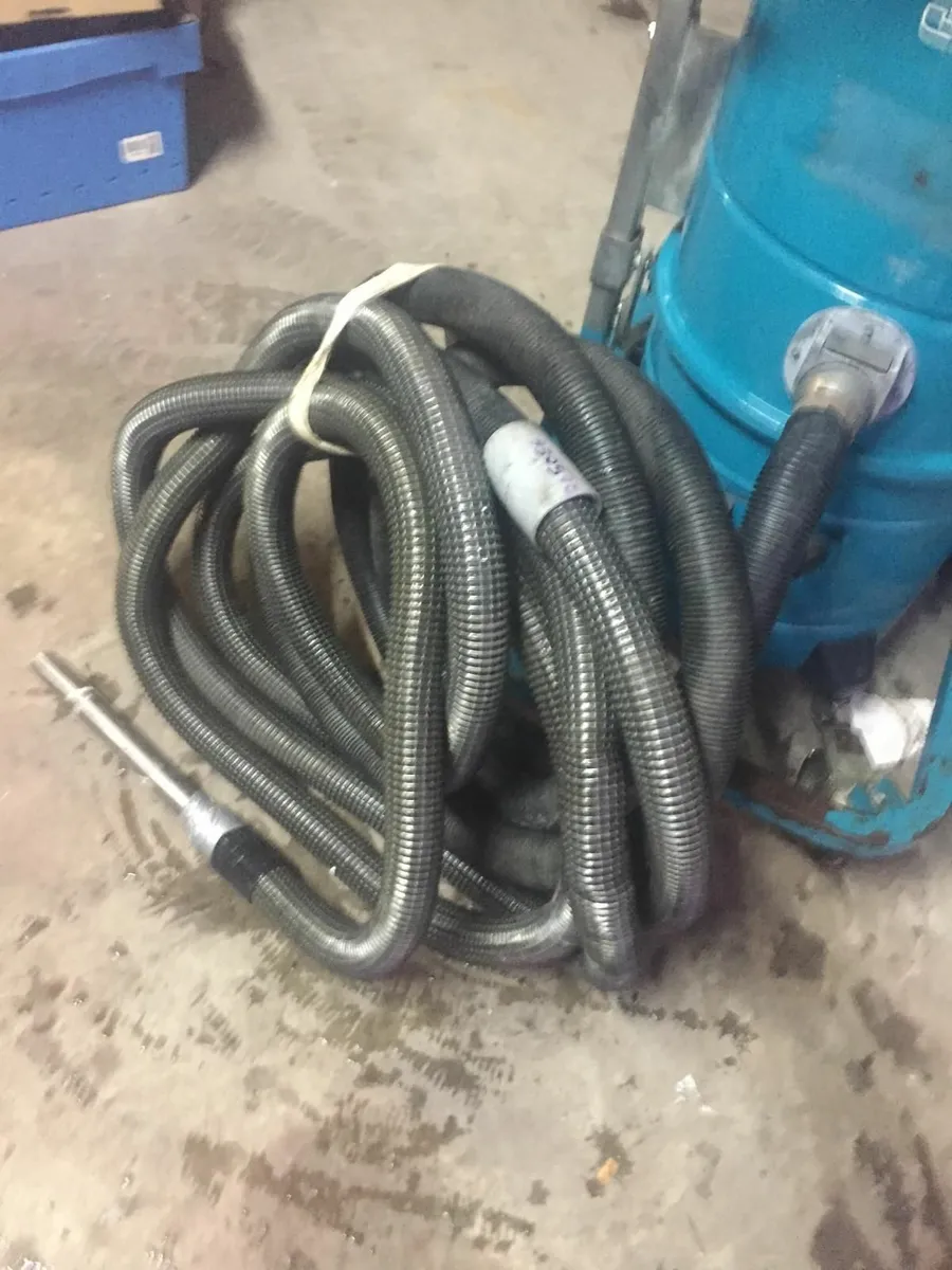 Gutter & Chimney Vac - Image 3