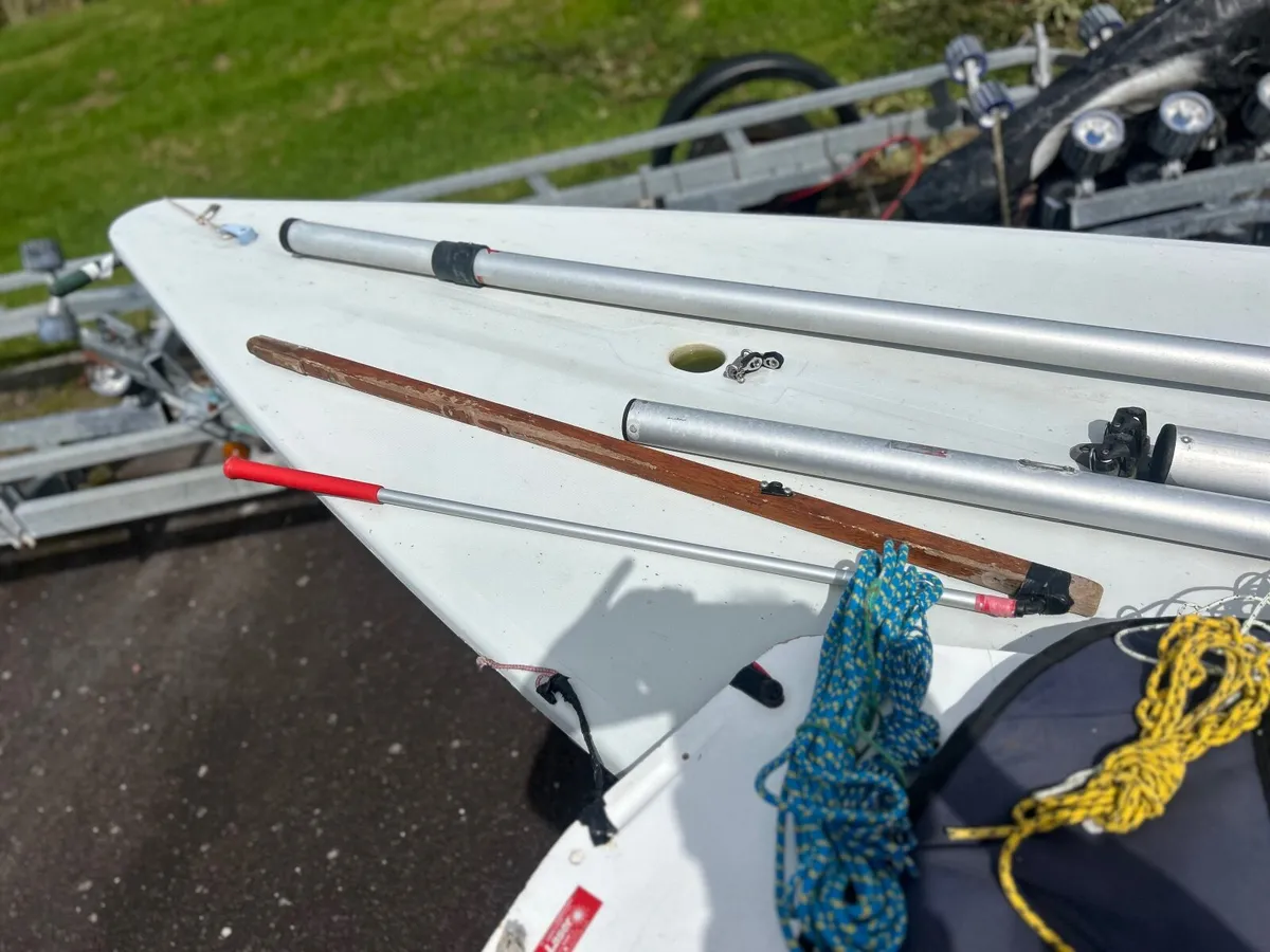Laser 470 Boat - Image 3