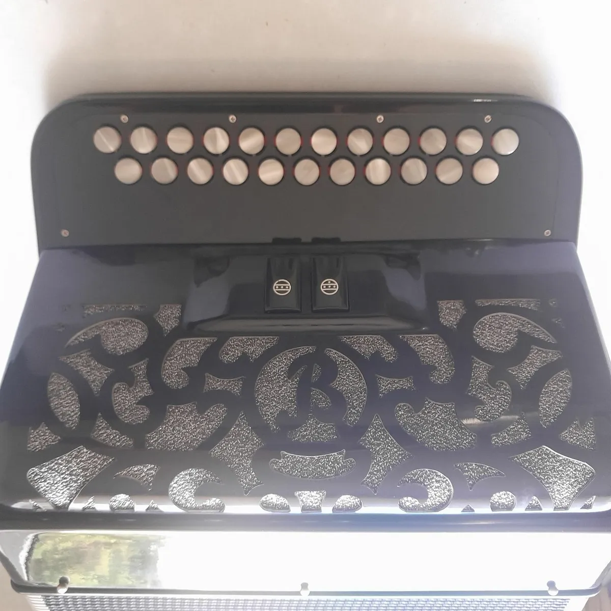 4voice B/C accordion - Image 3