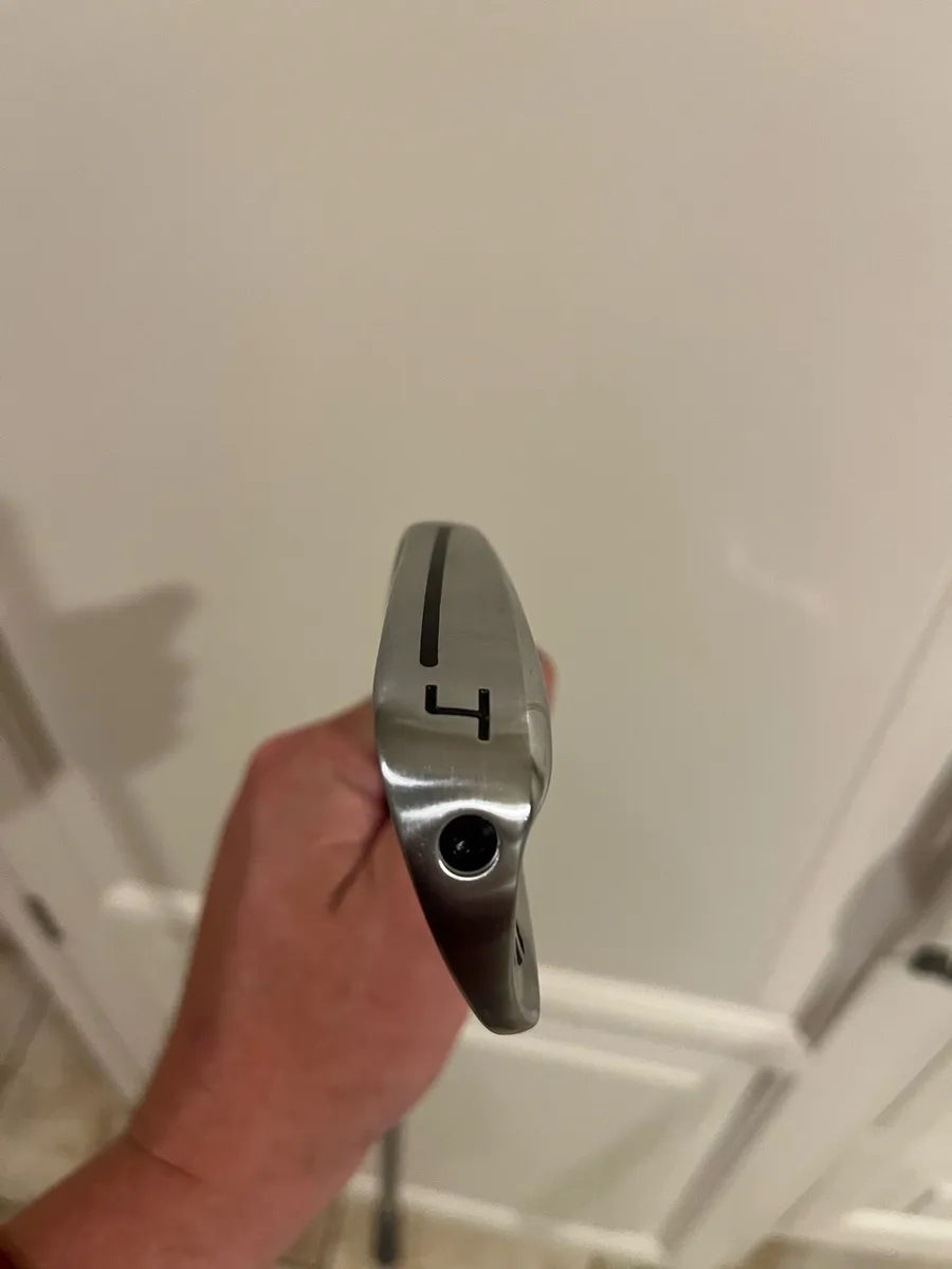 Taylormade P770 4 iron - Image 1