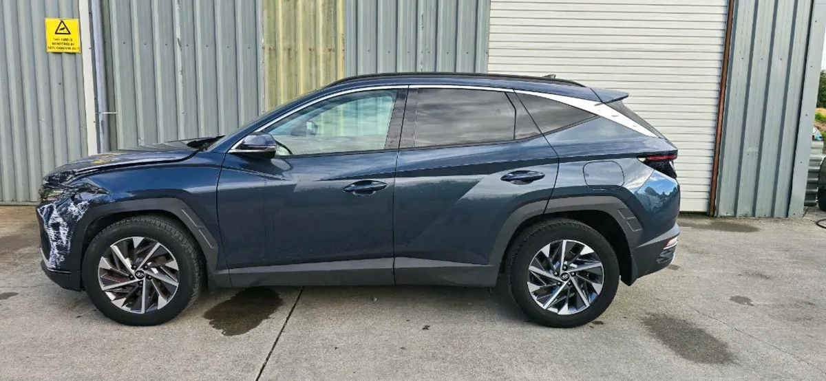 221 HYUNDAI TUCSON DIESEL - Image 3
