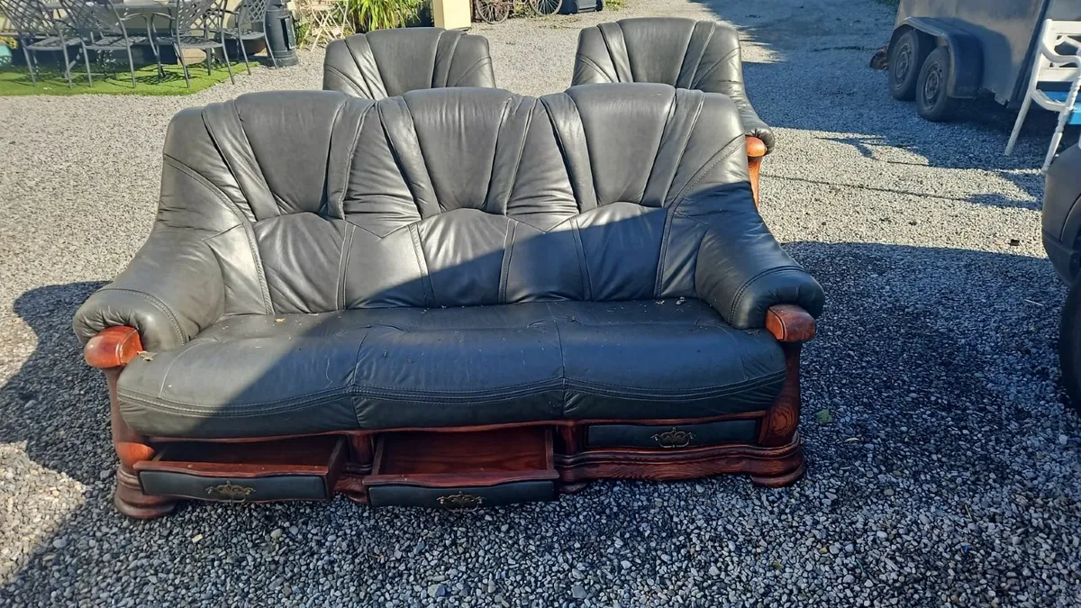 Sofa 3+1+1 real leather - Image 1