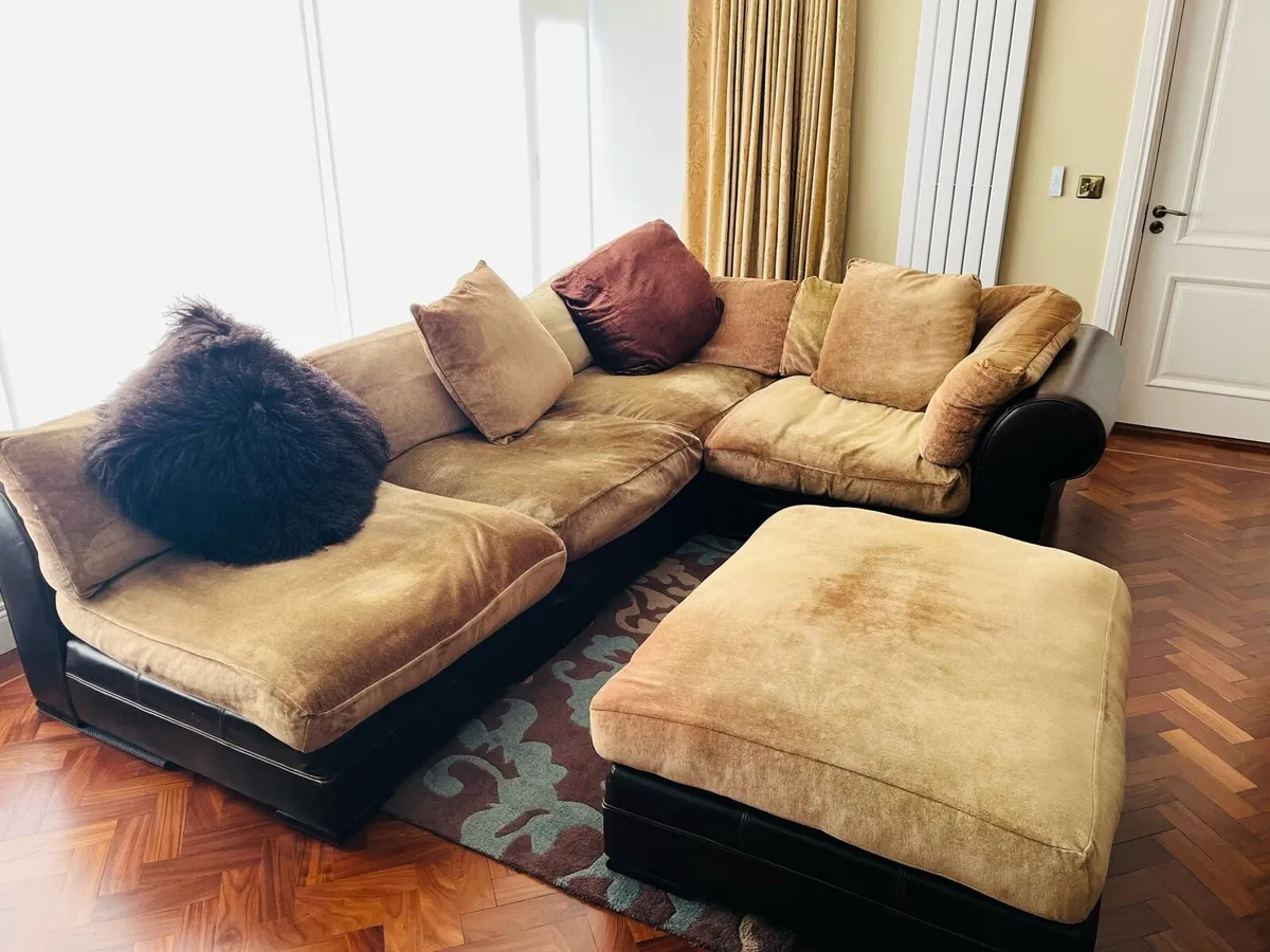 Couch - Image 2