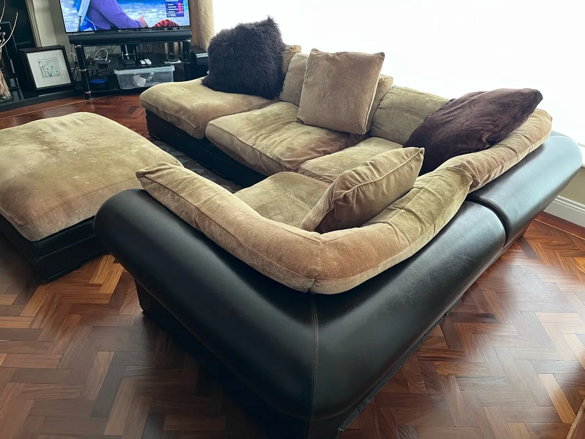 Couch - Image 3