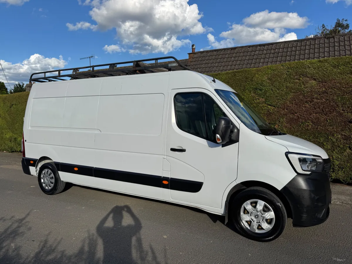 Renault Master new shape lwb AIRCON - Image 2