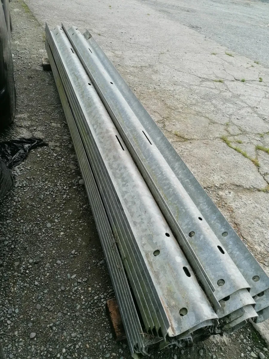 Crash barriers - Image 2