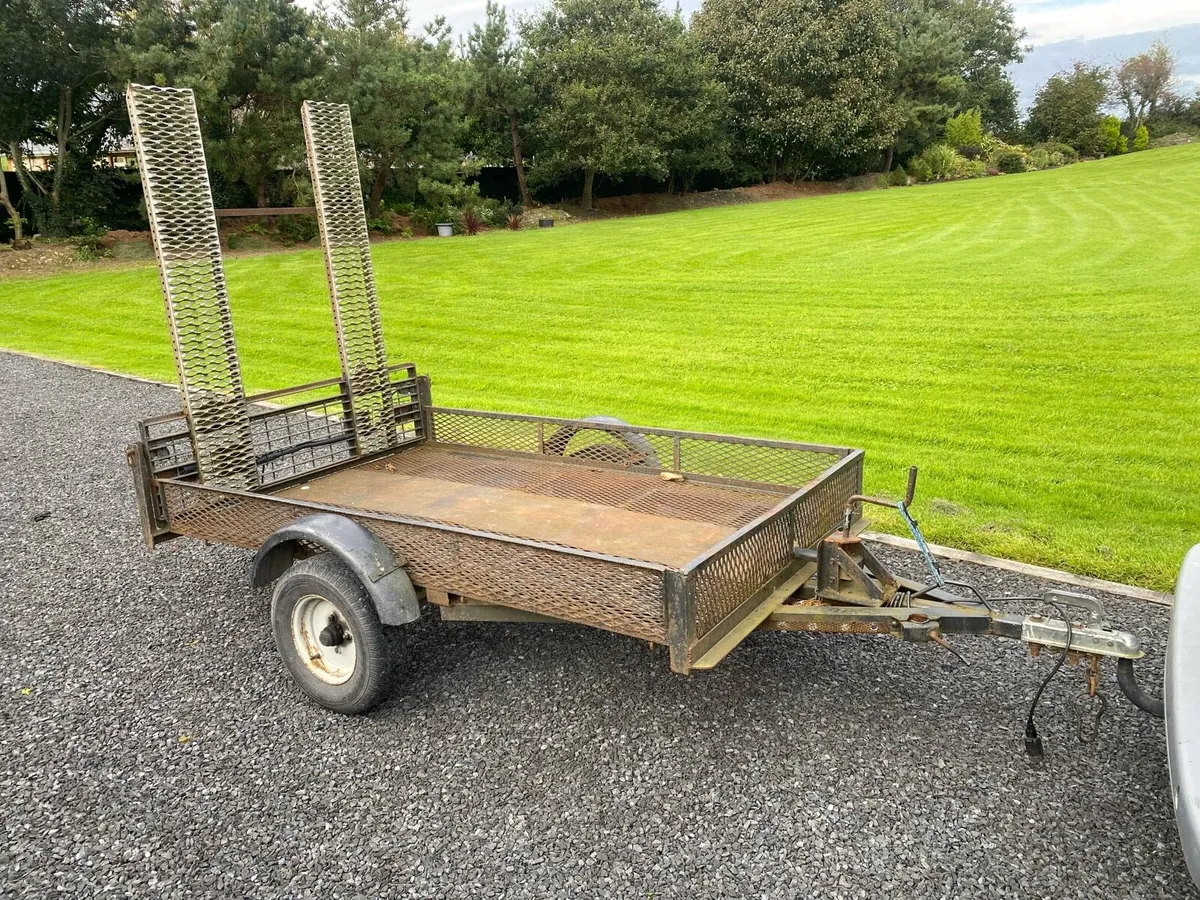 Trailer - Image 2