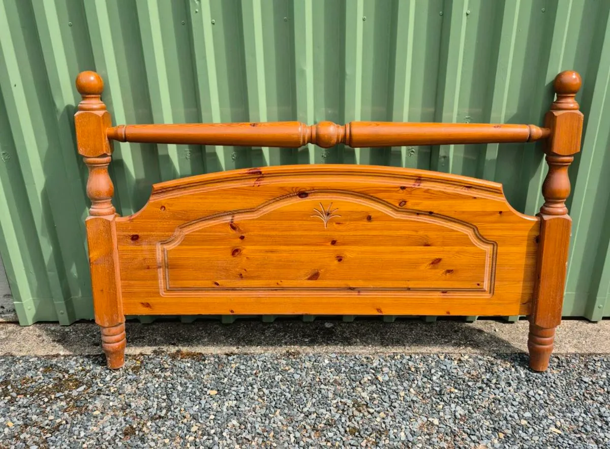 Pine bed - Image 2