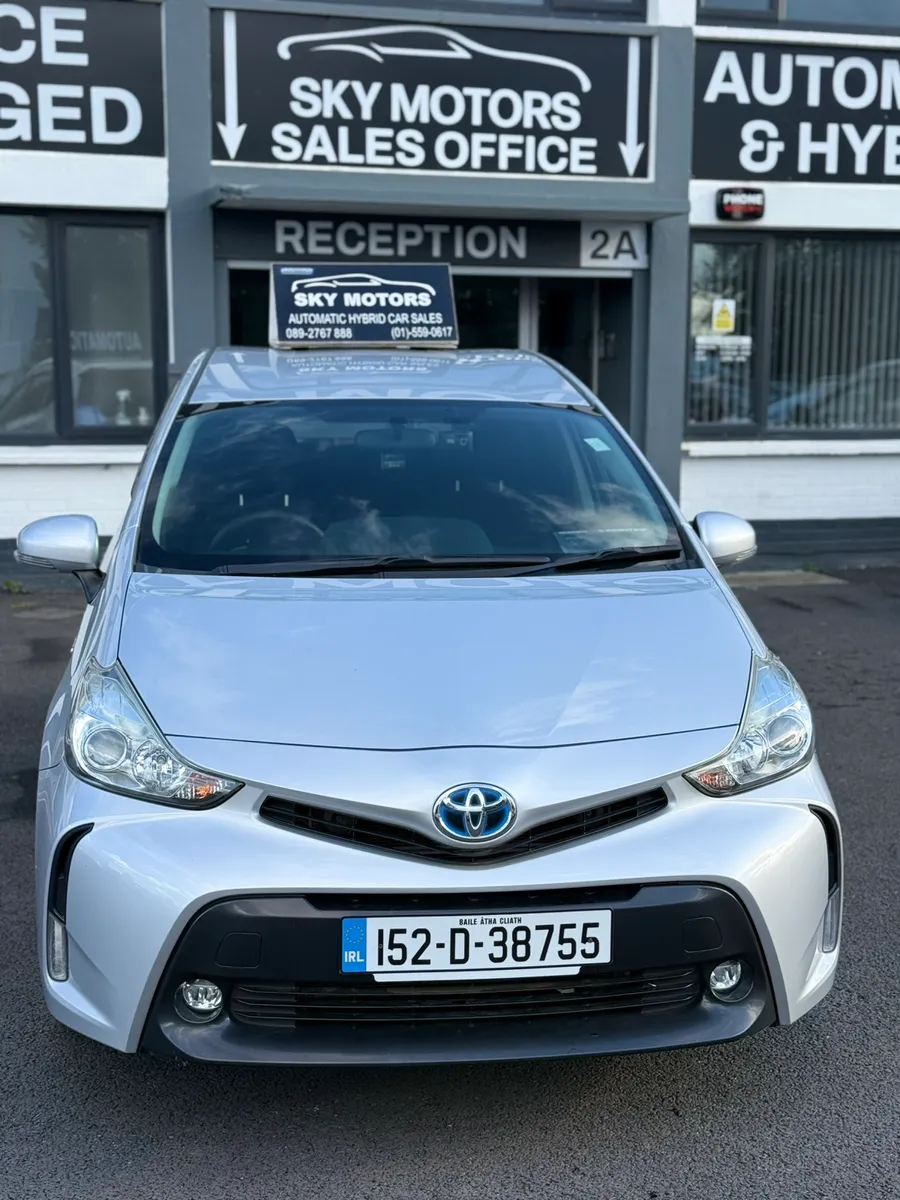 2015 Toyota Prius Plus/alpha1.8 Hybrid auto 7Seate - Image 2