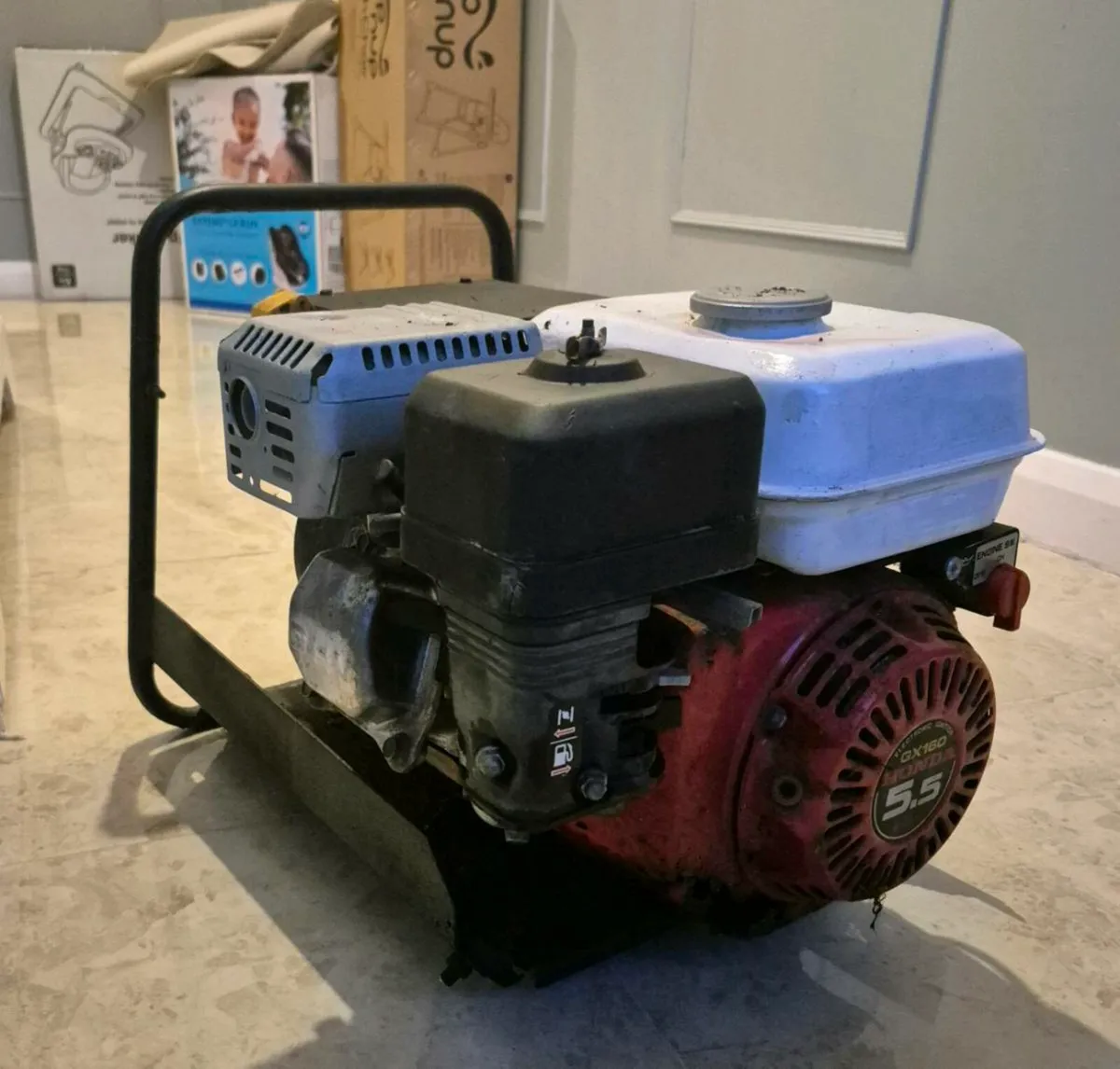 HONDA PETROL GENERATOR THE PULLEY ROPE BROKE  BELL - Image 1