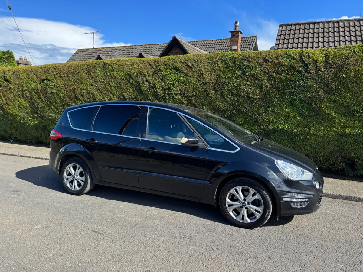 Ford Smax titanium 7 seater - Image 1