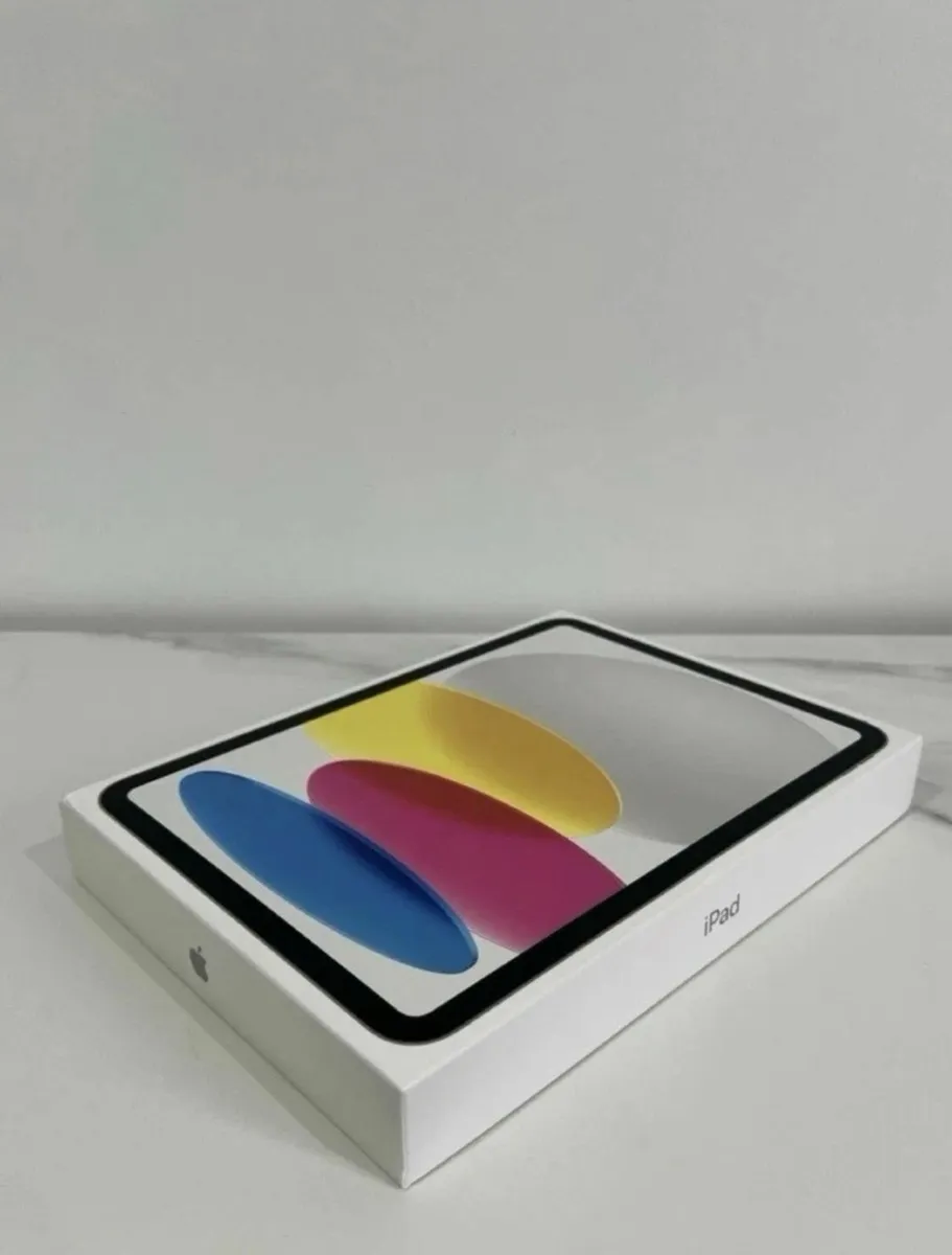 2025 iPad 11-inch (A16) Wi-Fi 128GB - Silver - Image 1