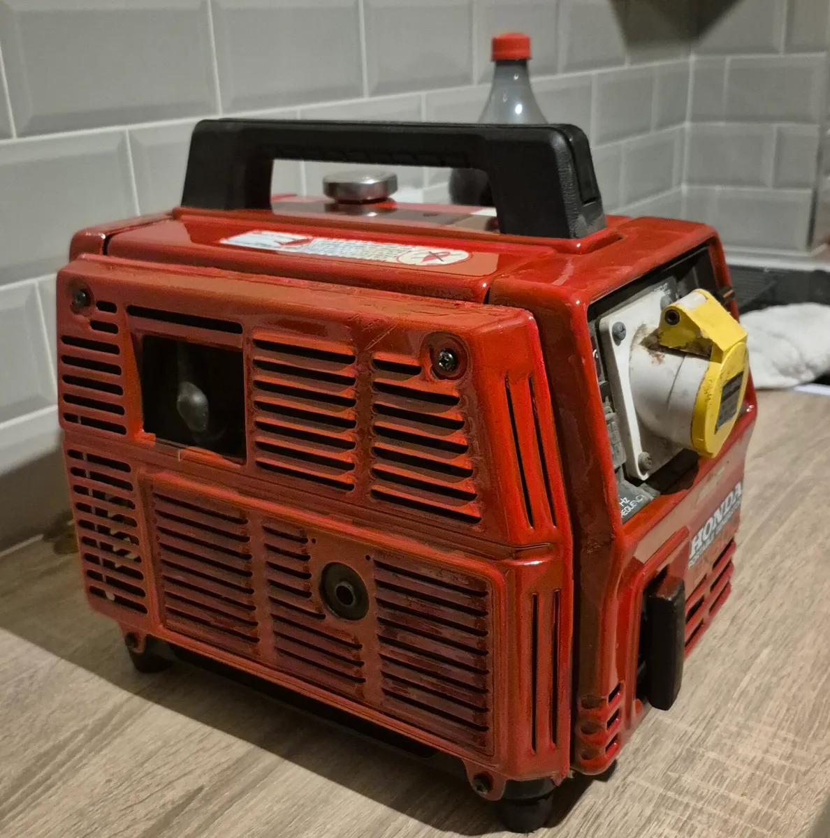 HONDA EX500 PETROL PORTABLE GENERATOR. IDEAL FOR 1 - Image 4