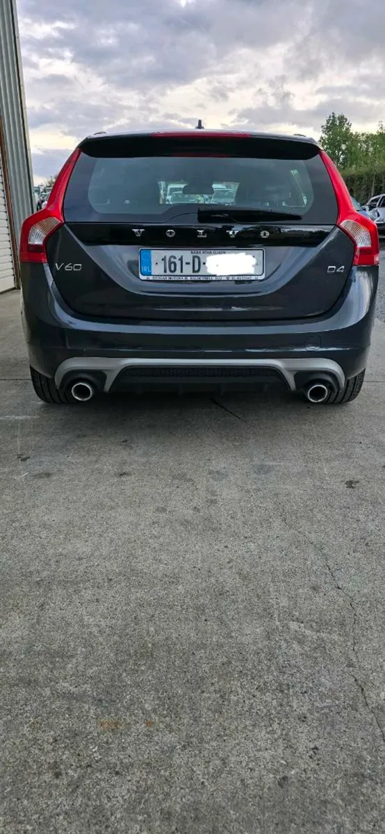 161 VOLVO V60 R-DESIGN - Image 4