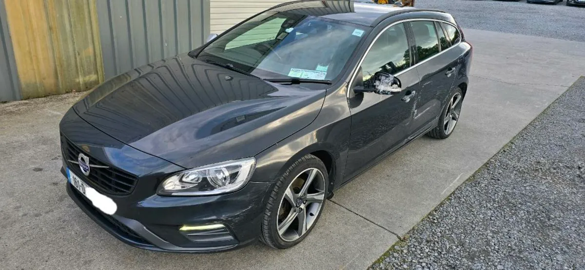 161 VOLVO V60 R-DESIGN - Image 1