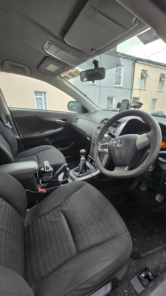 Toyota Corolla 2012 - Image 3