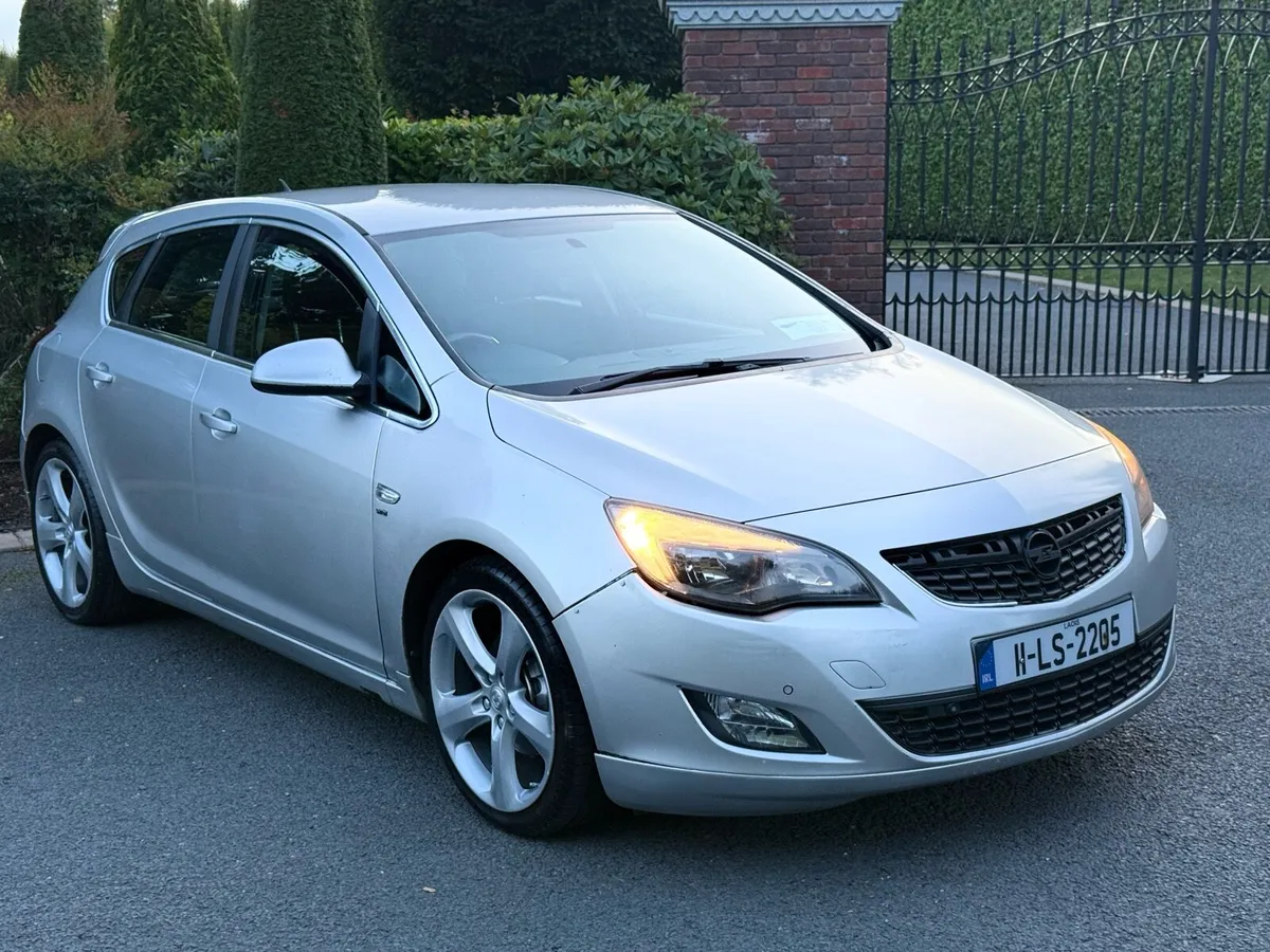 2011 Vauxhall astra  diesel  2350 euro - Image 1