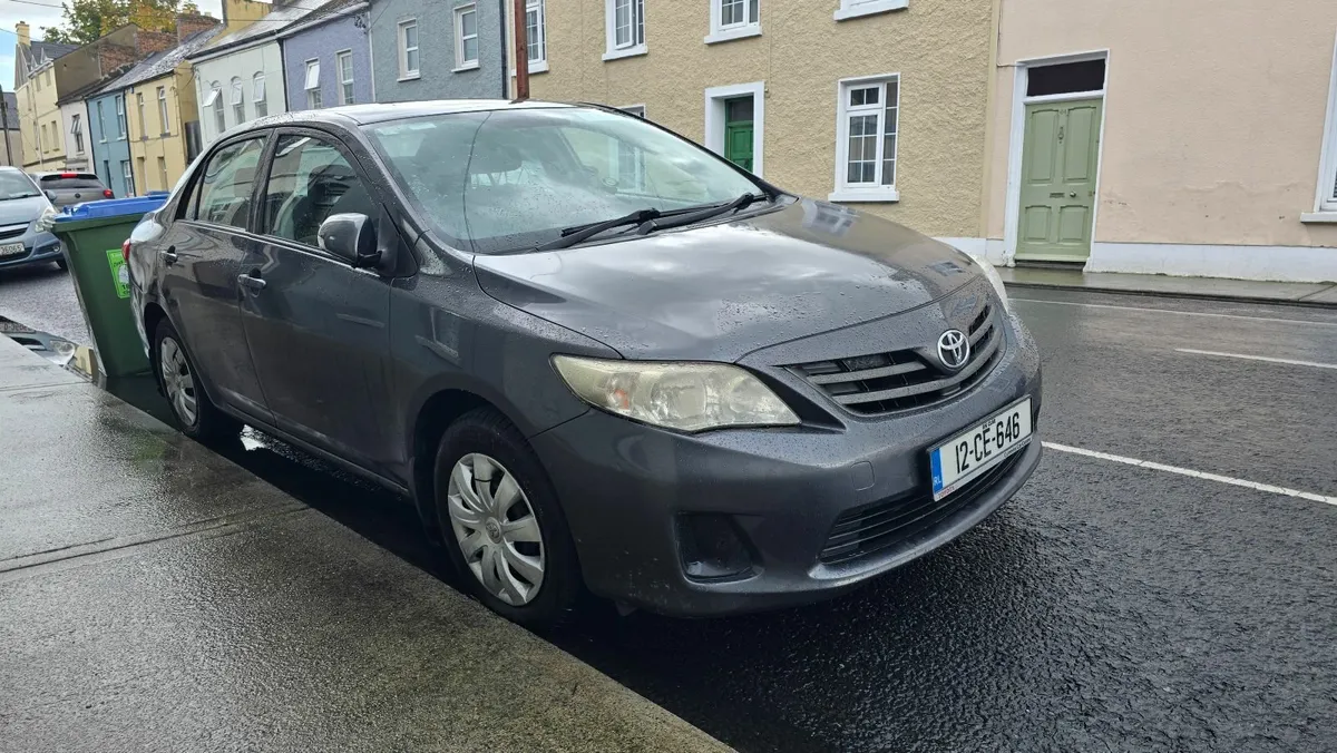 Toyota Corolla 2012 - Image 1