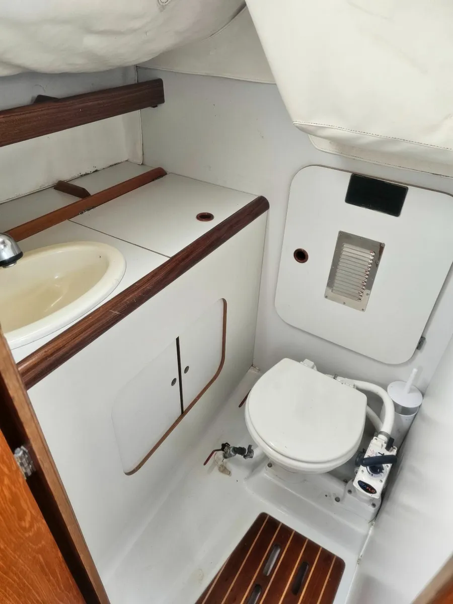 Benteau First 285 Yacht - Image 4
