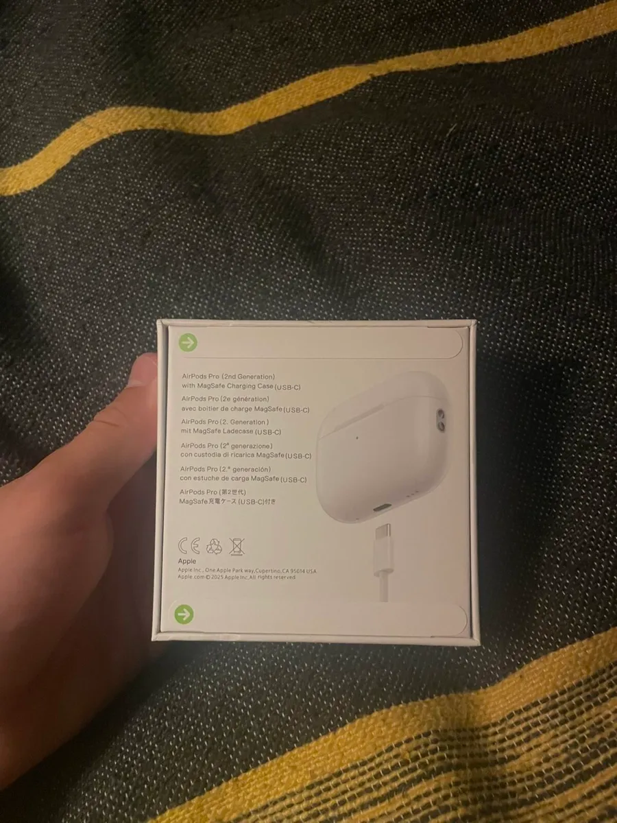 AirPod Pros 2nd generation - Image 3